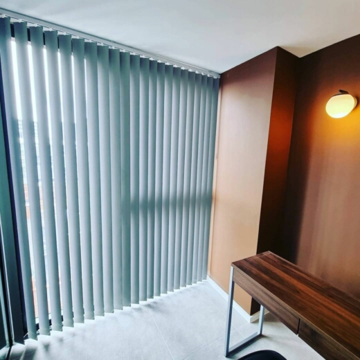 Тканевые жалюзи в комнату