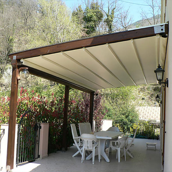 Маркизы для дома и дачи